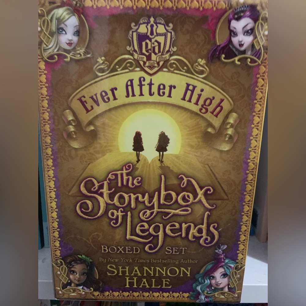 Ever After High The Storybox of Legends Box Set